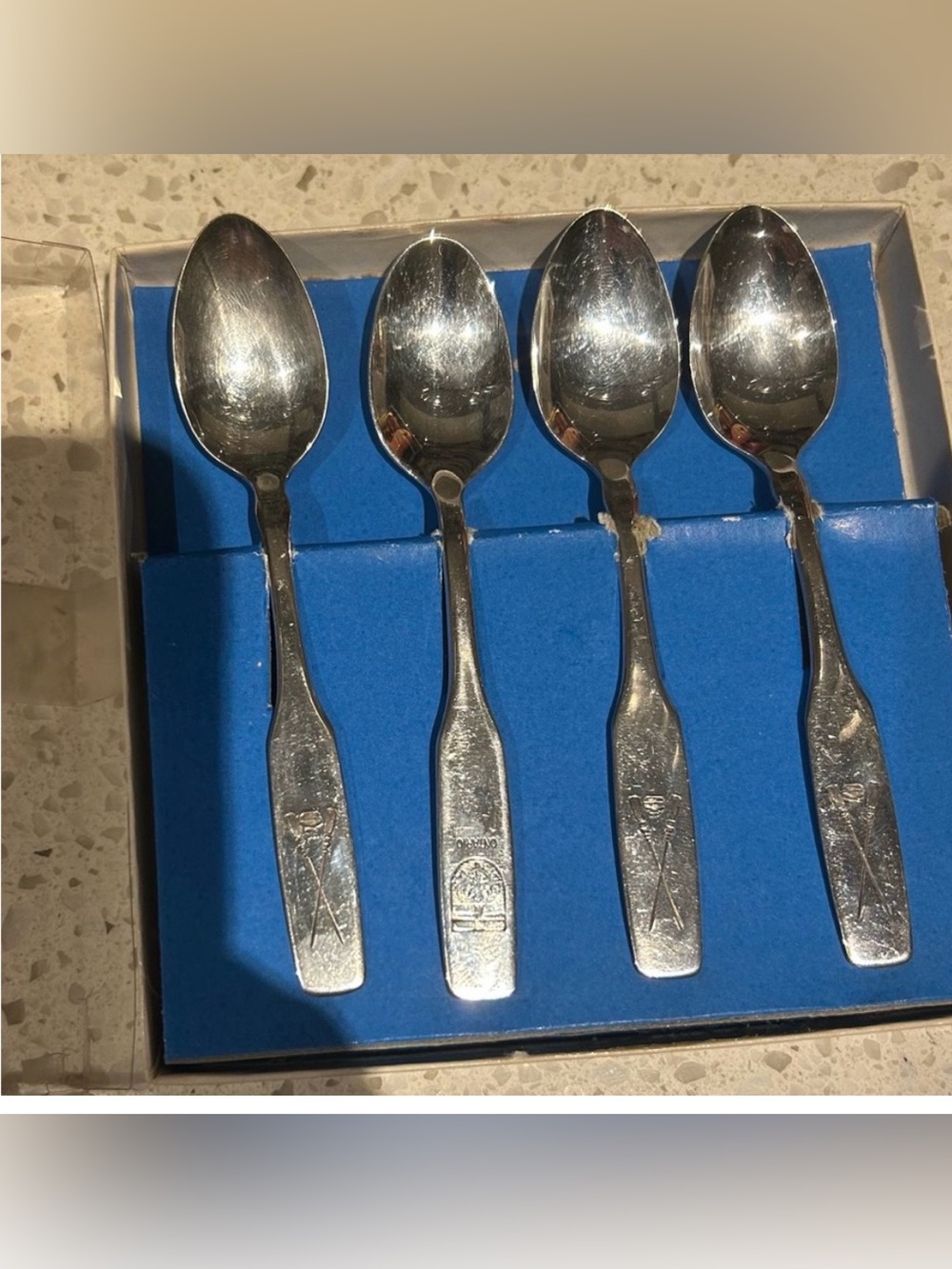 Vintage Oneida Silver Tone Blue-Backed Teaspoon Set of 4